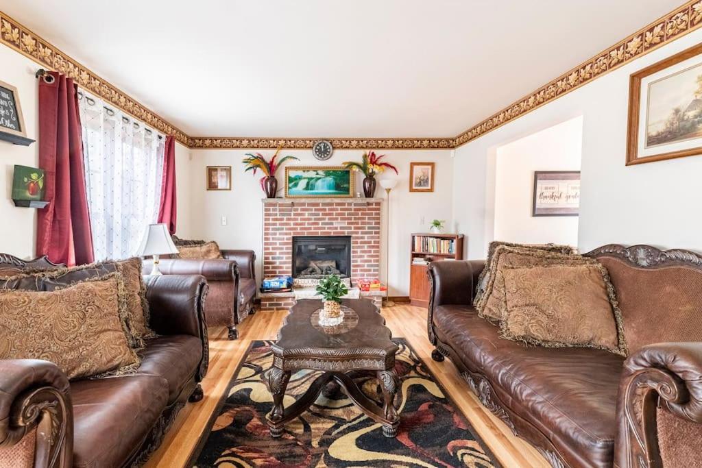 Cheerful Pocono Home Away From Home Albrightsville Экстерьер фото